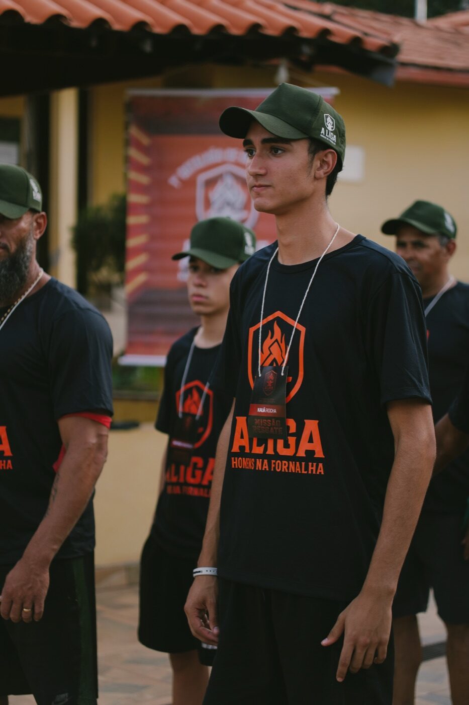 A LIGA · Homens na Fornalha