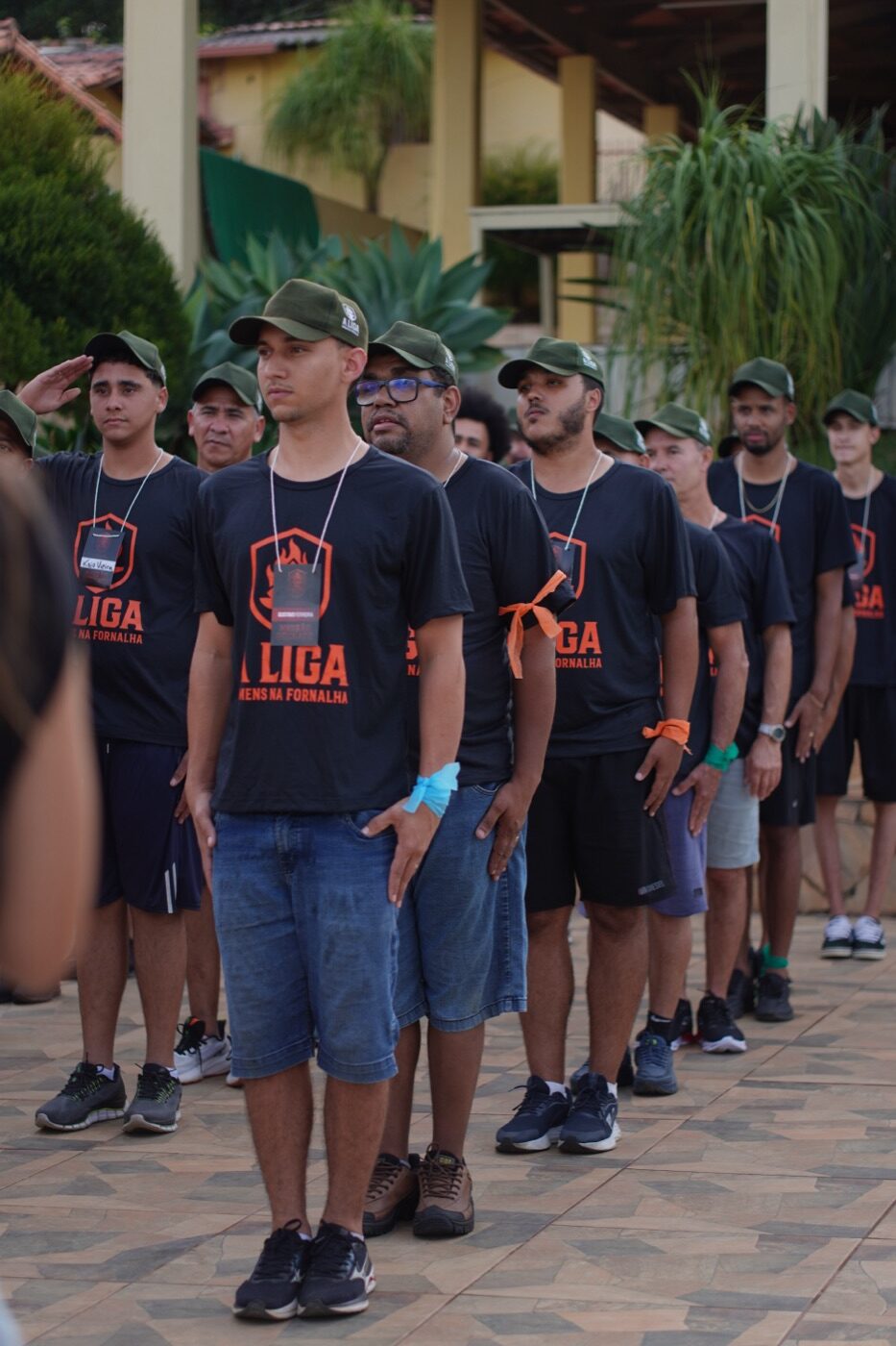 A LIGA · Homens na Fornalha